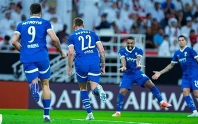 الزعيم يسقط.. نتيجة قمة الهلال والقادسية المرتقبة في دوري روشن السعودي